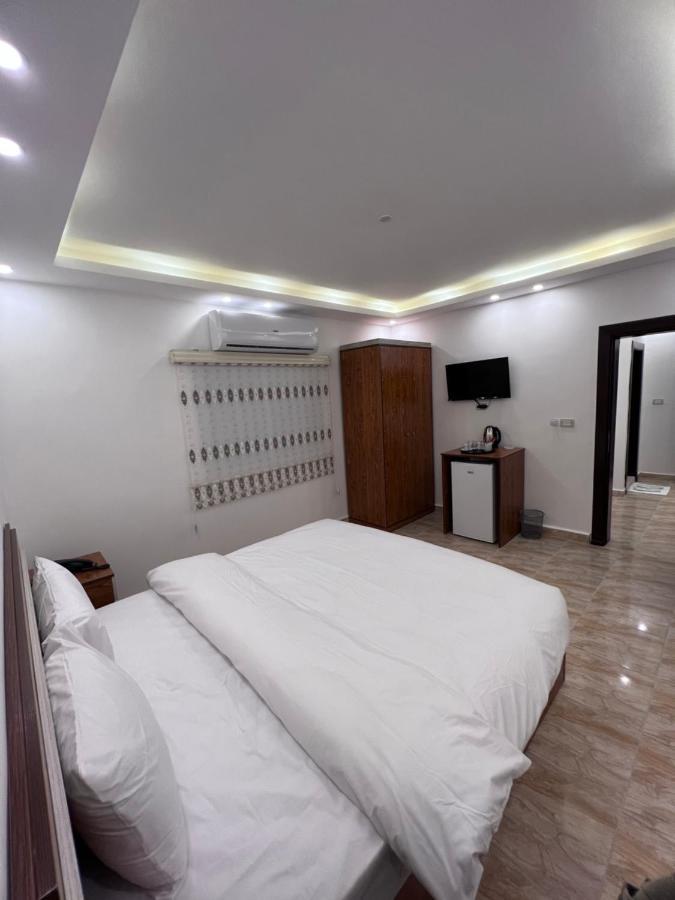 Petra Family Hotel Ваді-Муса Екстер'єр фото