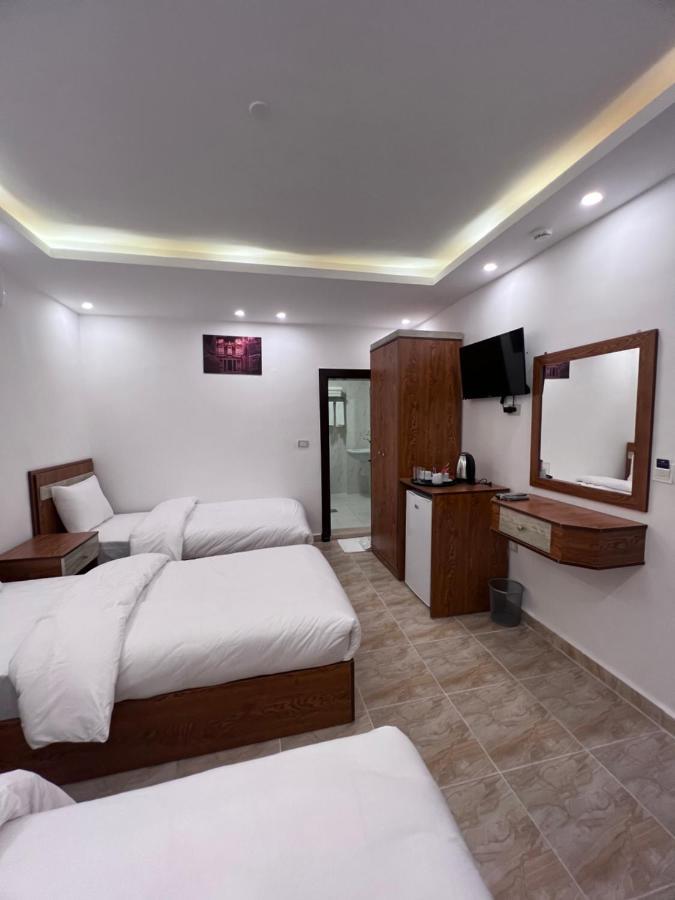 Petra Family Hotel Ваді-Муса Екстер'єр фото