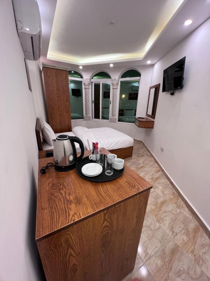 Petra Family Hotel Ваді-Муса Екстер'єр фото