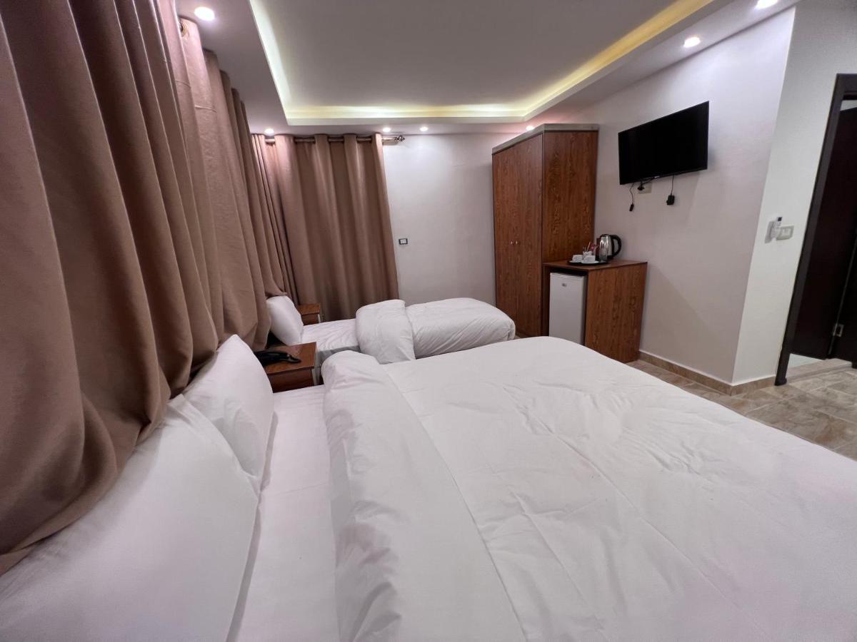 Petra Family Hotel Ваді-Муса Екстер'єр фото